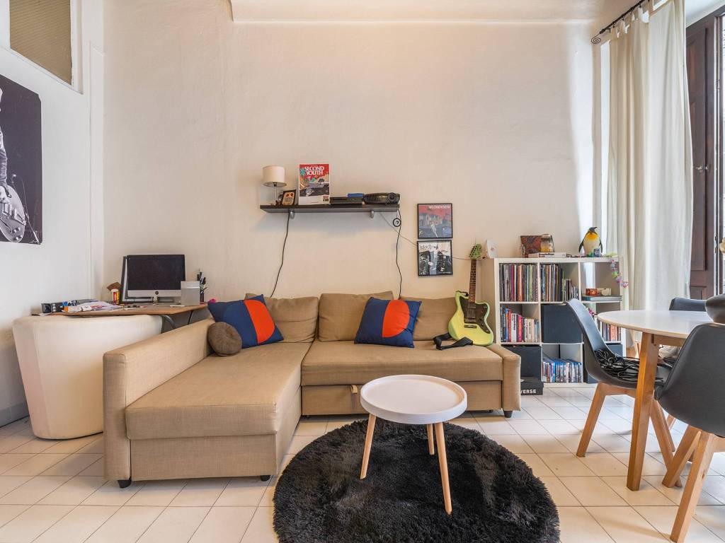 Palazzo / stabile a Cagliari in Piazza Martiri d'Italia, 1 - Foto 5