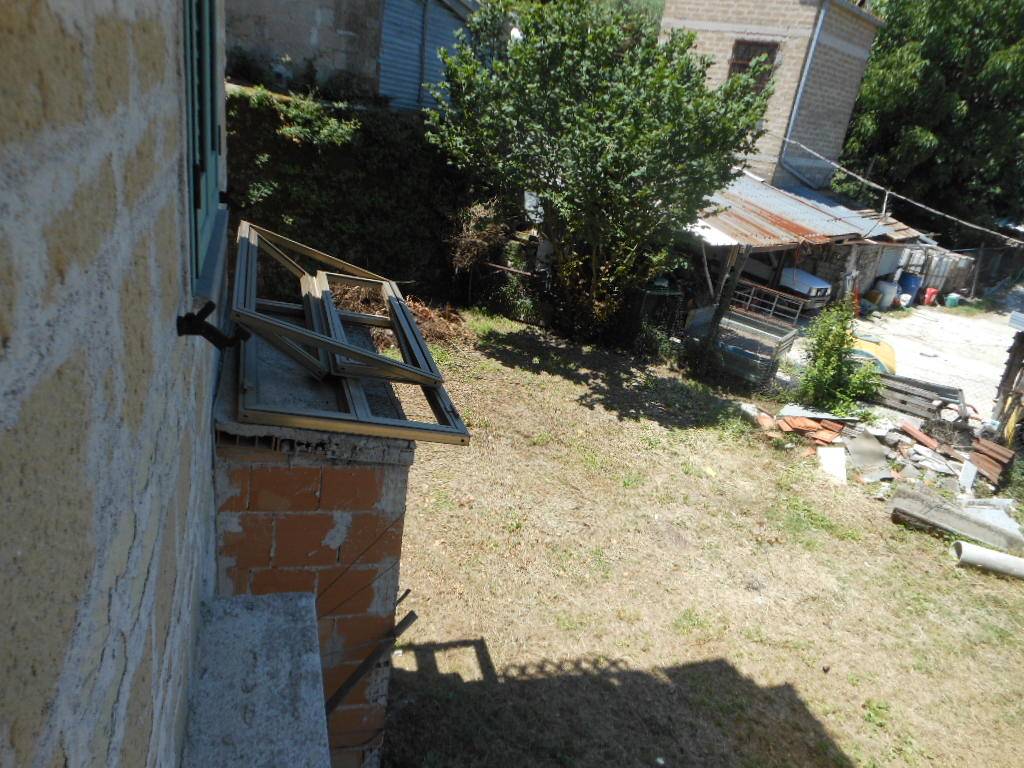 Casa indipendente a Conca della campania in CONCA CAMPANIA - Foto 4
