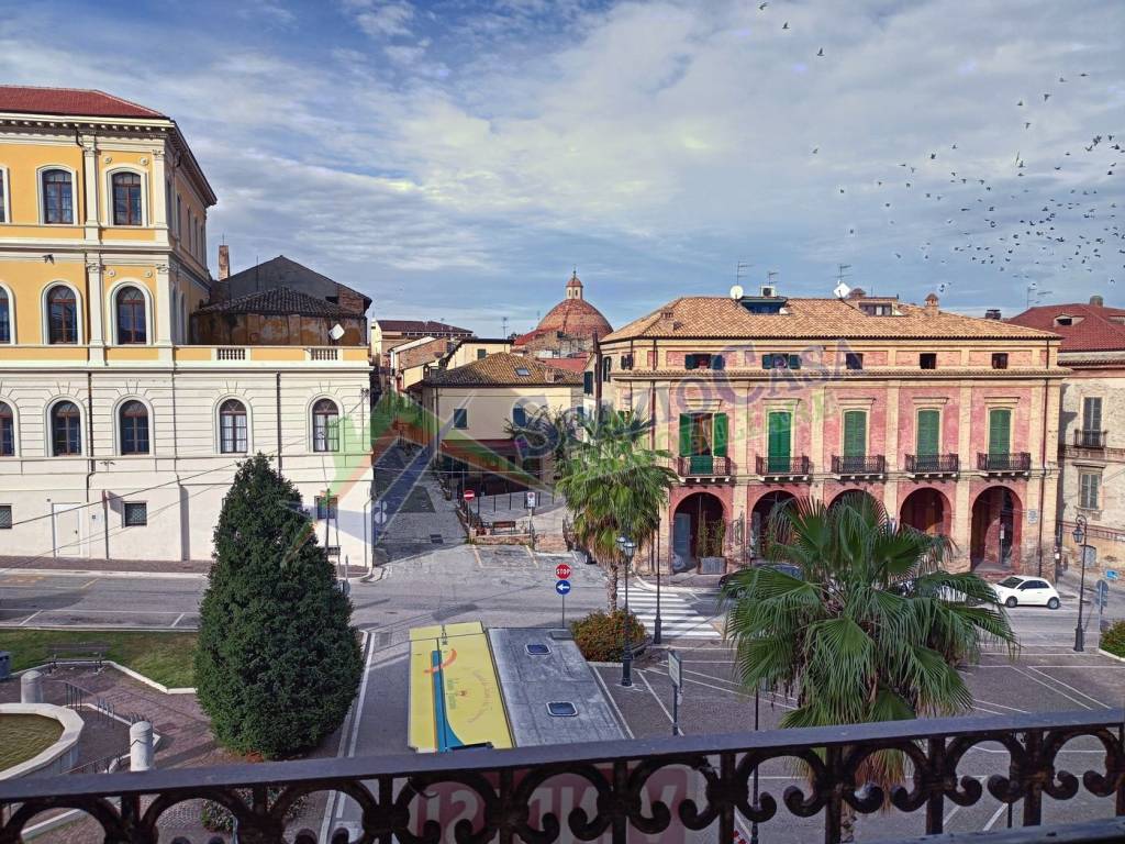 Appartamento a Giulianova in Piazza della Libertà, 31 - Foto 3