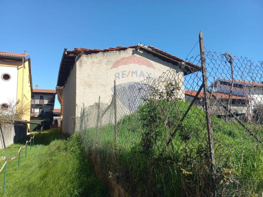 Appartamento a Oleggio in Via Bedisco, 79 - Foto 5
