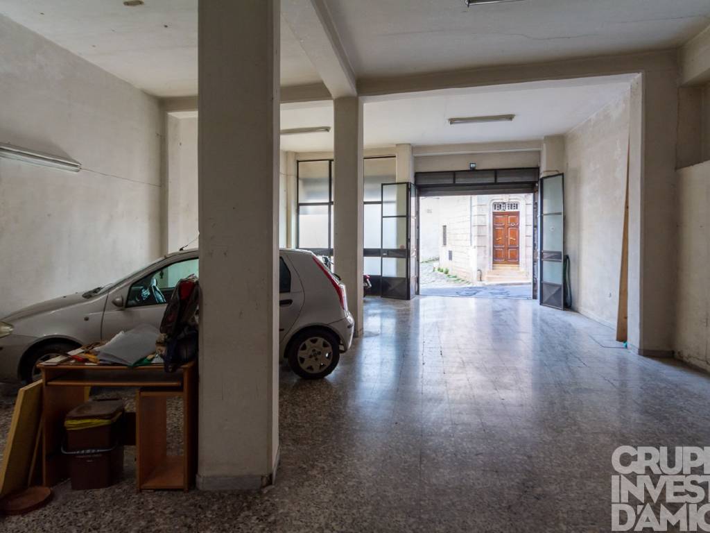 Box / garage a Ostuni in Via Giovanni Bovio - Foto 3