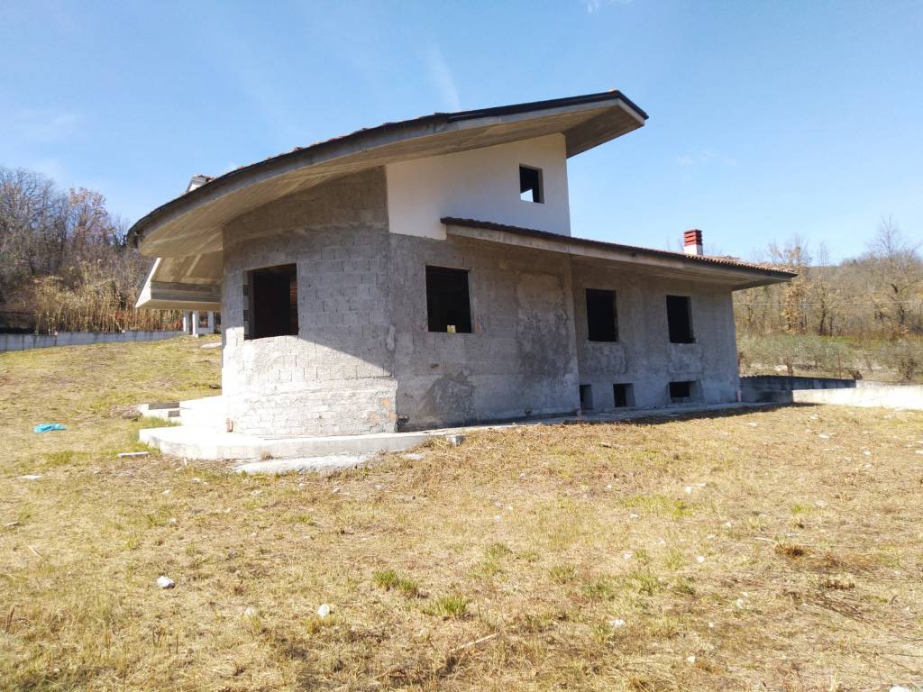 Casa indipendente a Isernia in Contrada Paradiso - Foto 5