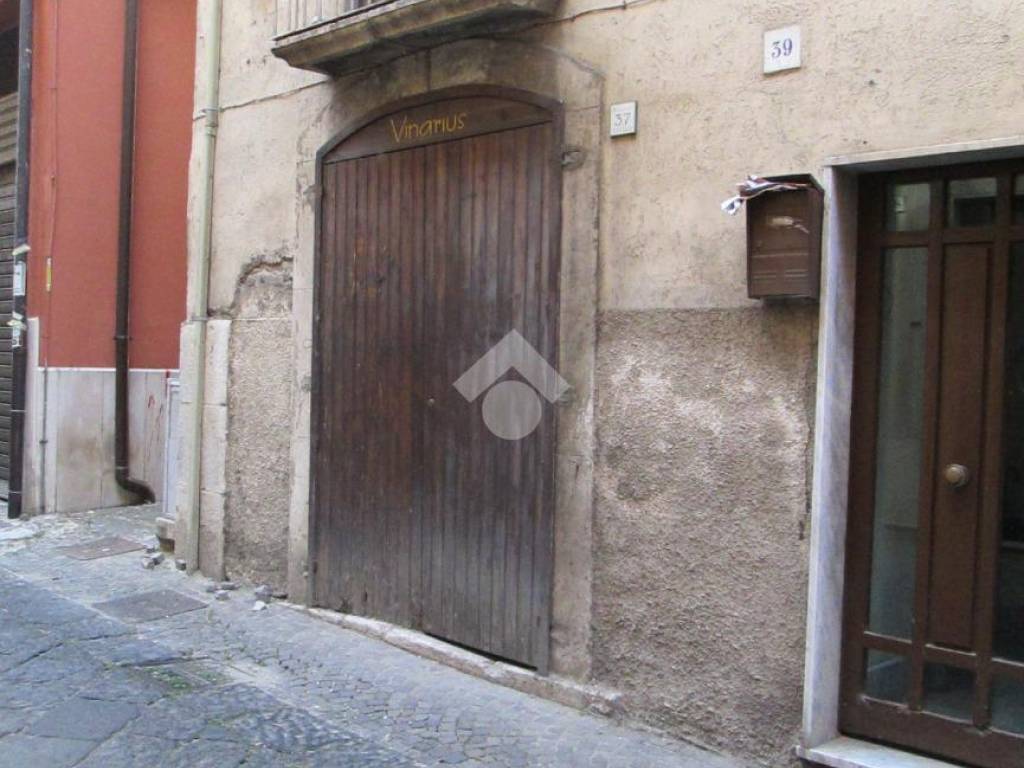 Palazzo / stabile a Avellino in Via Modestino Del Gaizo, 39 - Foto 3