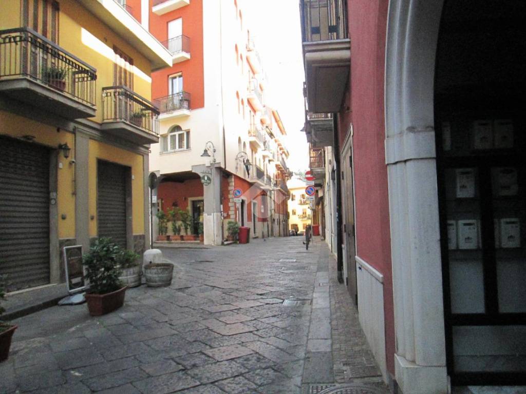Palazzo / stabile a Avellino in Via Modestino Del Gaizo, 39 - Foto 5