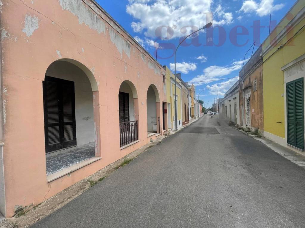 Casa indipendente a Spongano in via Giacomo Leopardi - Foto 2
