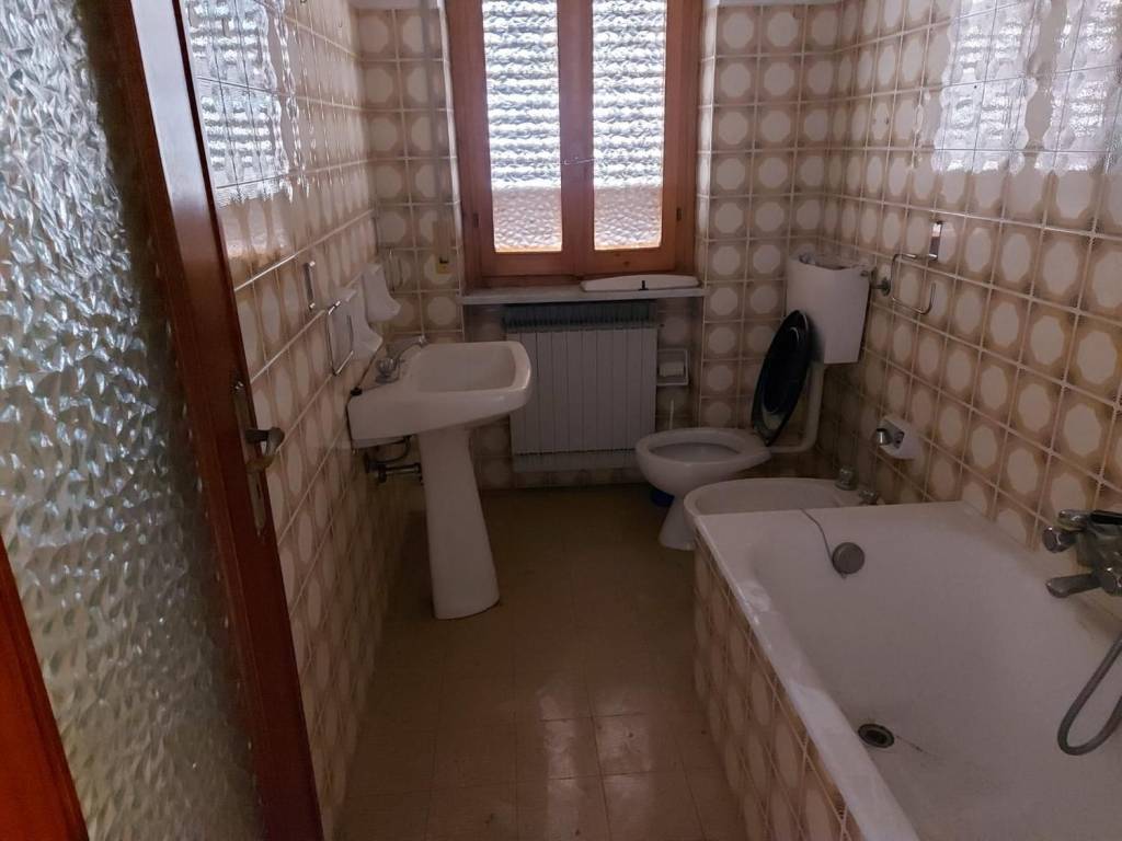 Casa indipendente a Entracque in Corso Francia, N. 9 - Foto 4