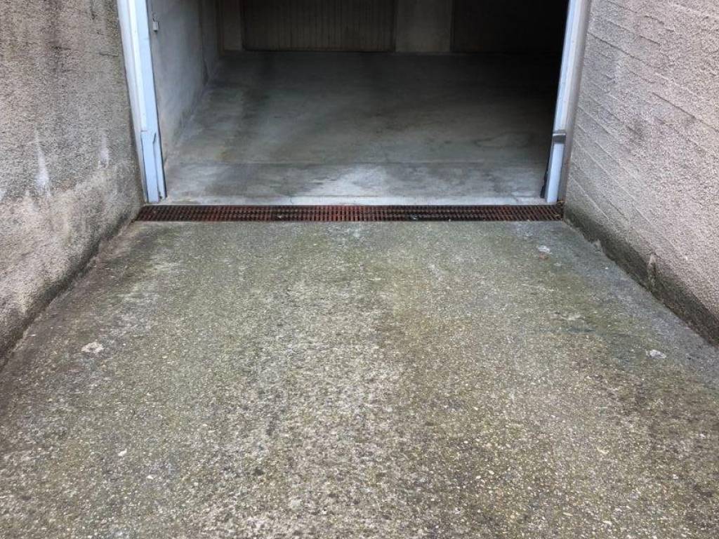 Box / garage a Alba in Via Padre Giuseppe Girotti - Foto 2