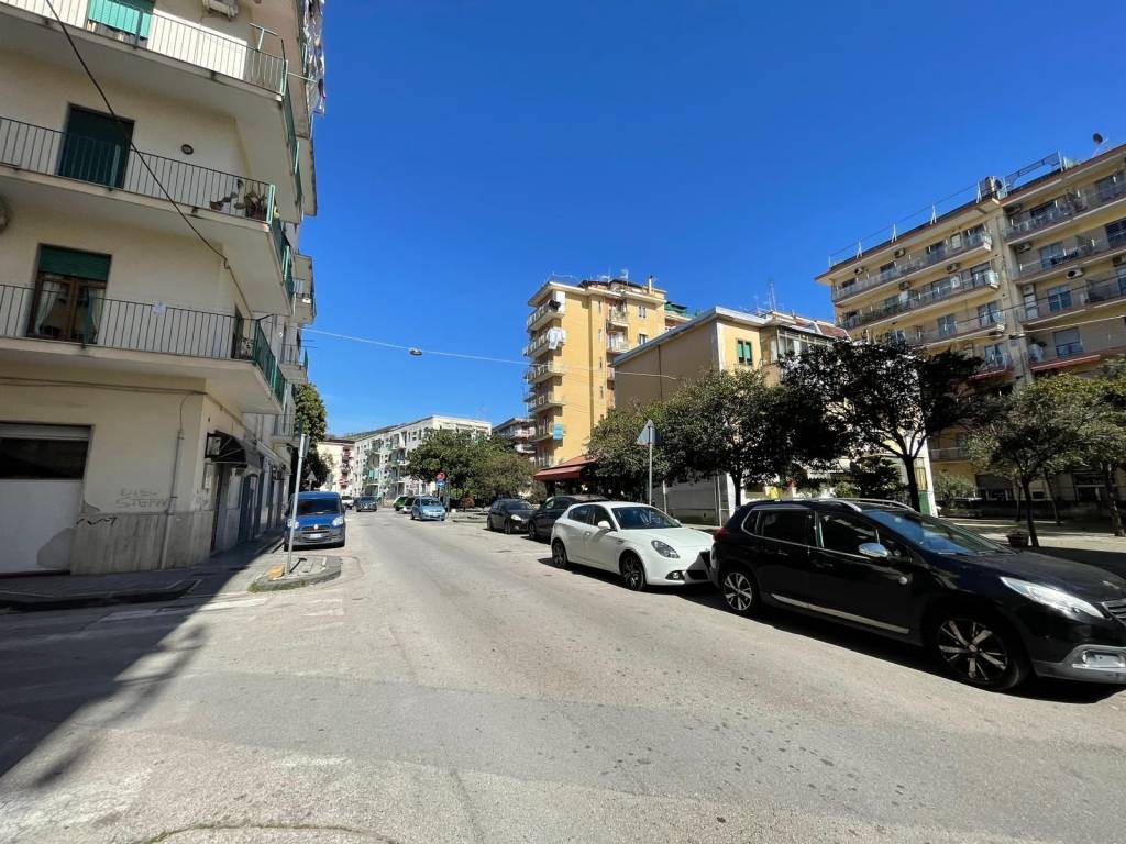 Appartamento a Salerno in Via Antonio Ruotolo, 8 - Foto 4