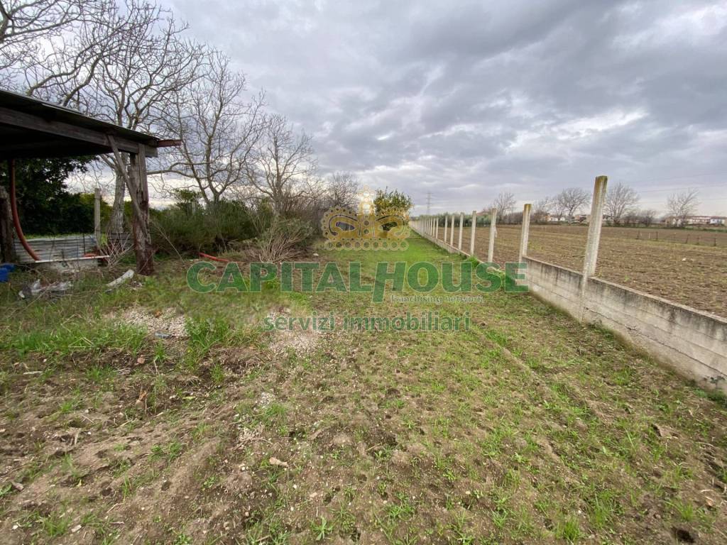 Terreno a Maddaloni in Via Appia, 500 - Foto 2