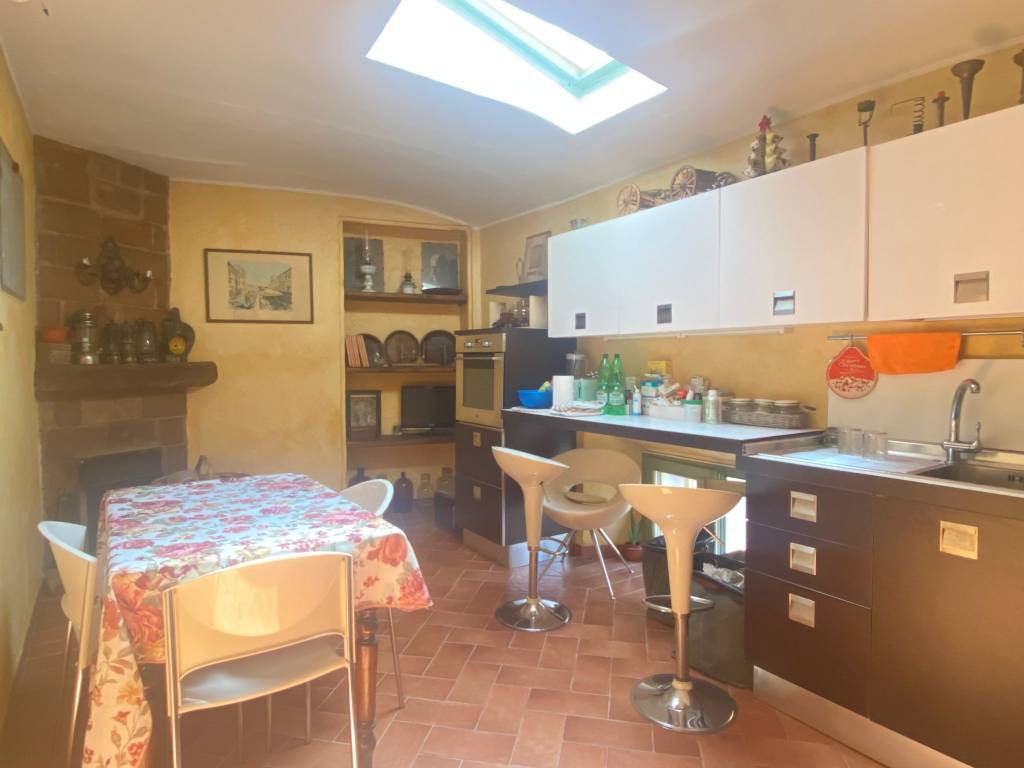 Appartamento a Casale monferrato in Via Goffredo Mameli, 29 - Foto 3