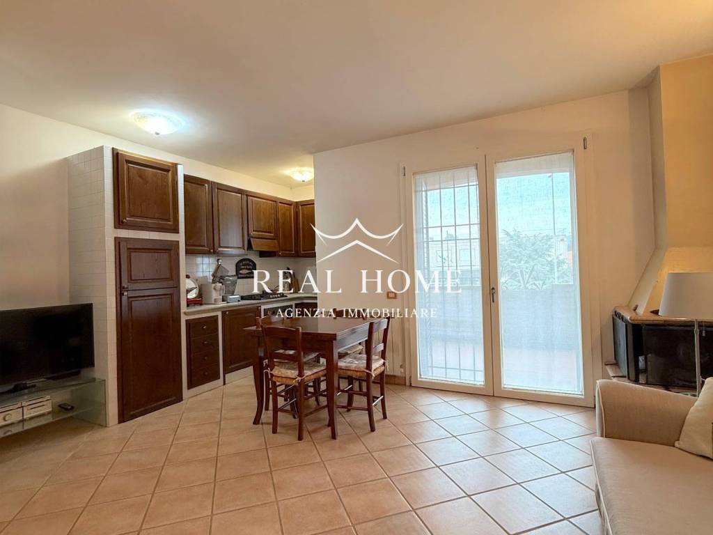 Appartamento a Prato in Via Renato Mannocci, 16 - Foto 3