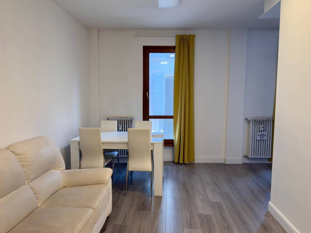 Appartamento a Verbania in Via San Vittore, 11 - Foto 4