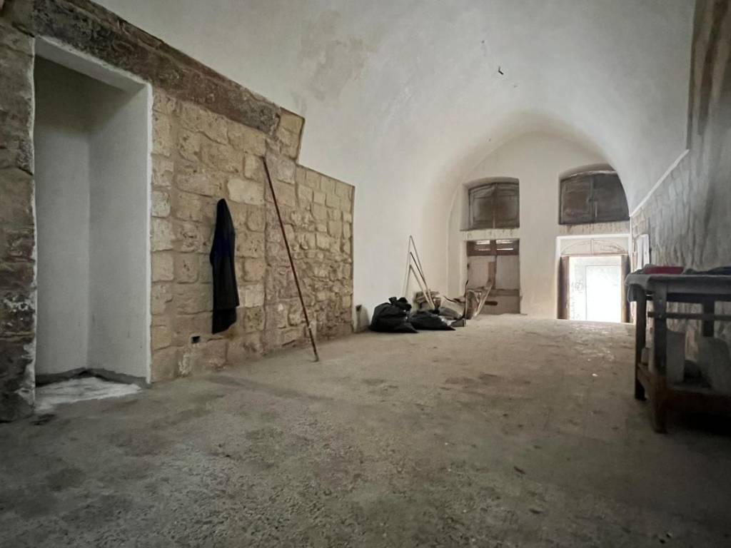 Palazzo / stabile a Andria - Foto 5