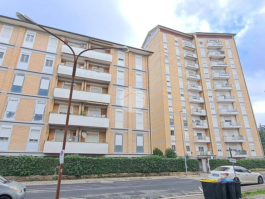 Appartamento a Frosinone in Via Claudio Monteverdi, 53 - Foto 3