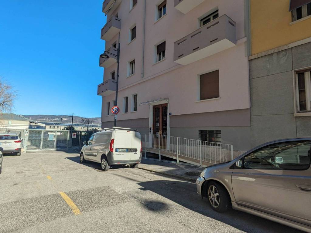 Box / garage a Trieste in Via Giuseppe Picciola, 4 - Foto 5