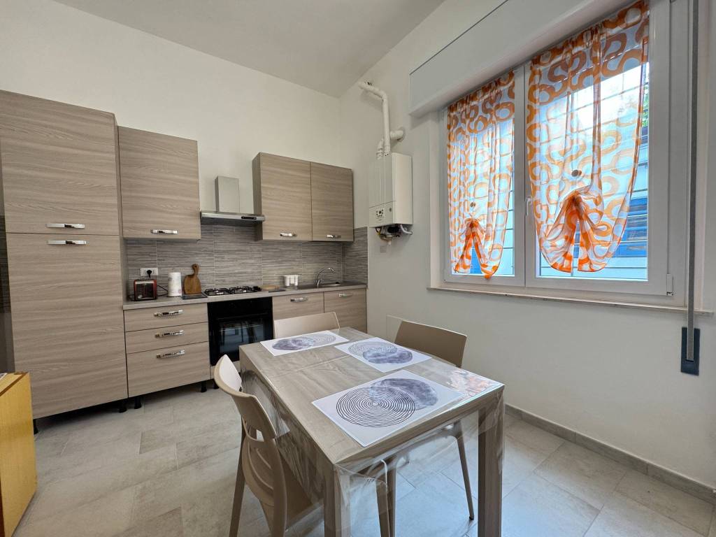 Appartamento a Ferrara in Via Goffredo di Buglione - Foto 2