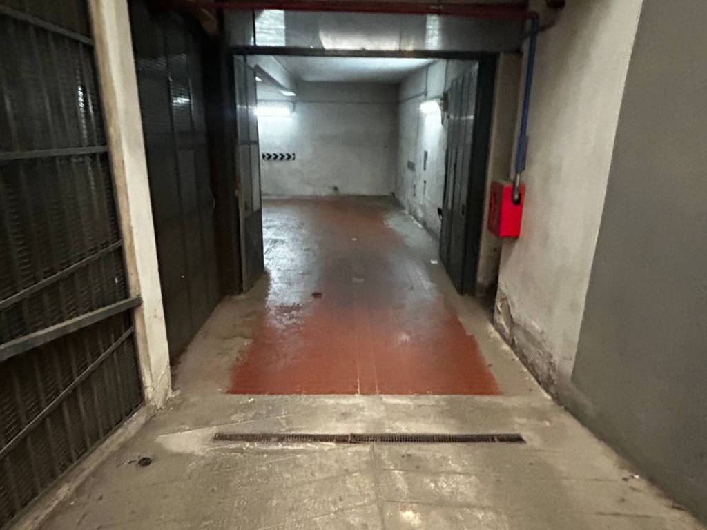 Box / garage a Alessandria in Via Trotti, 41 - Foto 2