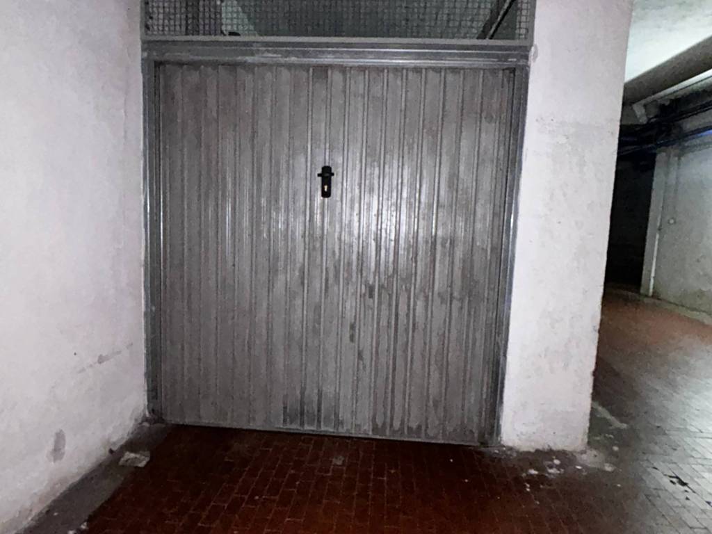Box / garage a Alessandria in Via Trotti, 41 - Foto 3