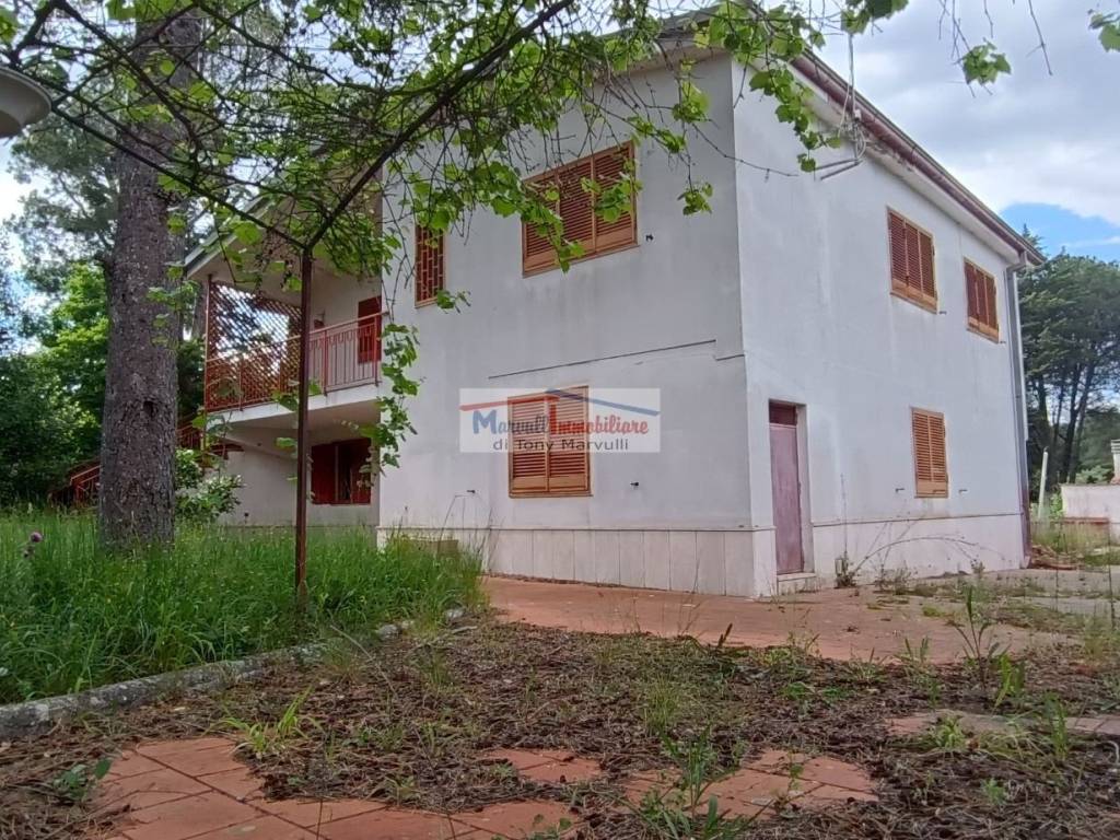 Villa a Cassano delle murge in Via della Riconciliazione dei Cristiani, 105 - Foto 4