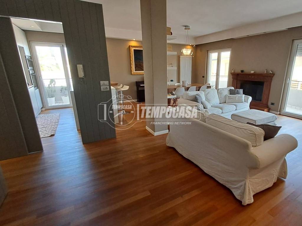 Casa indipendente a Adelfia in Corso Giovanni XXIII 13/b - Foto 2