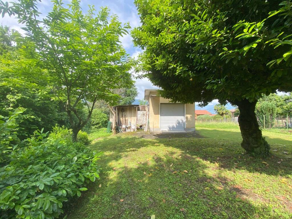 Terreno a Calolziocorte in Via Pomarolo, 12 - Foto 3