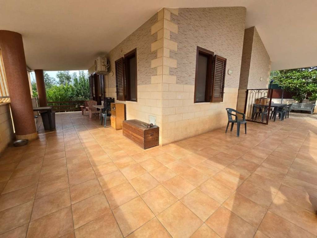 Villa a Bisceglie in via Corato 422 - Foto 3