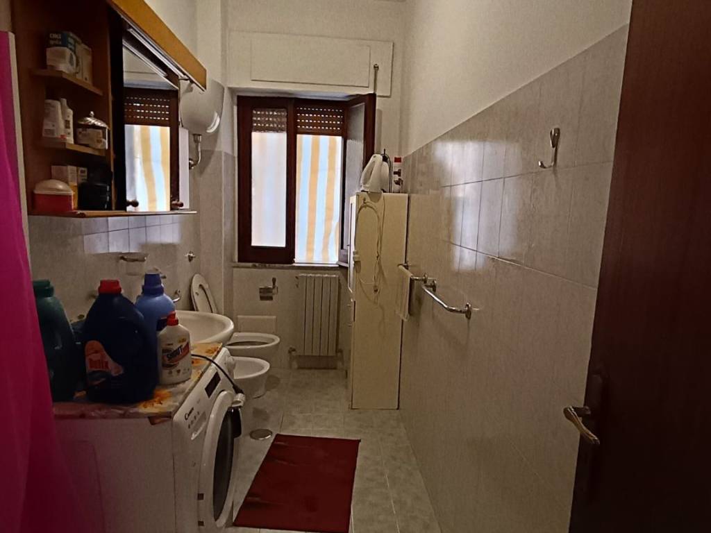 Appartamento a Catanzaro in Via Cristoforo Colombo - Foto 4