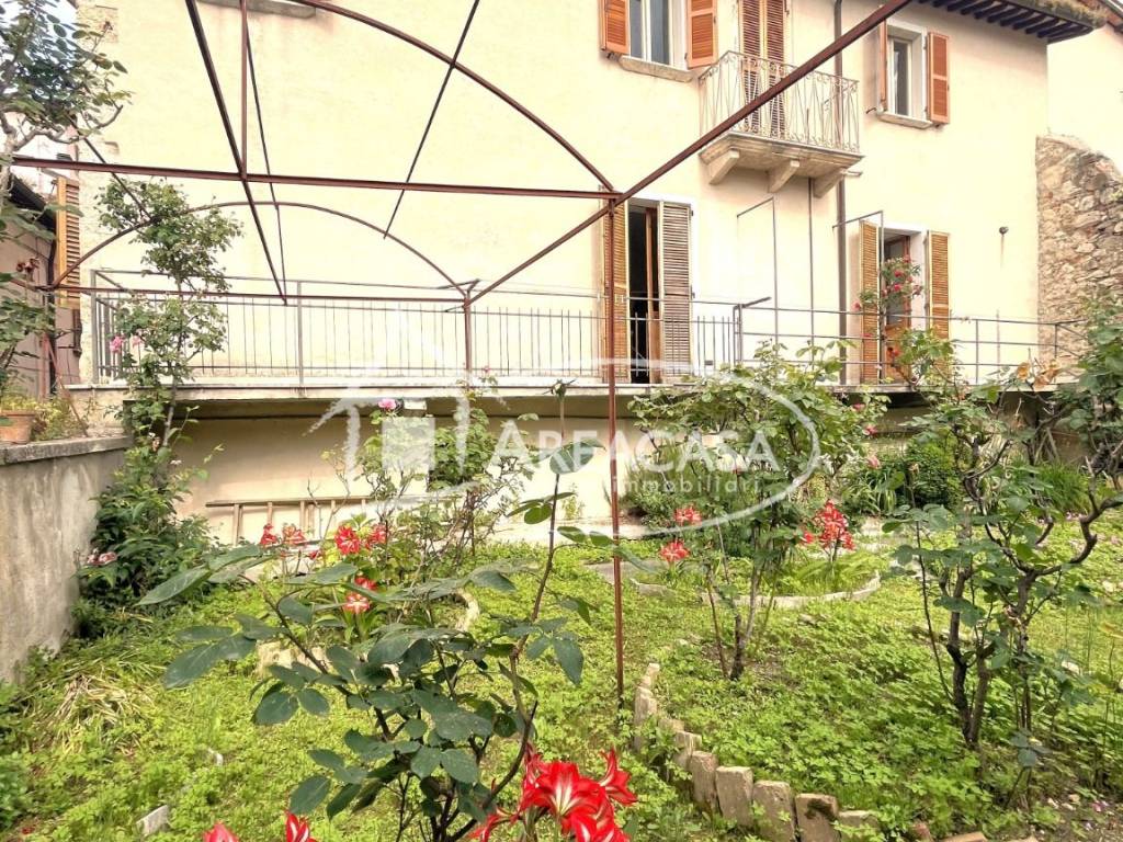 Villa a Ascoli piceno in Via Nicola Monti, 5 - Foto 2