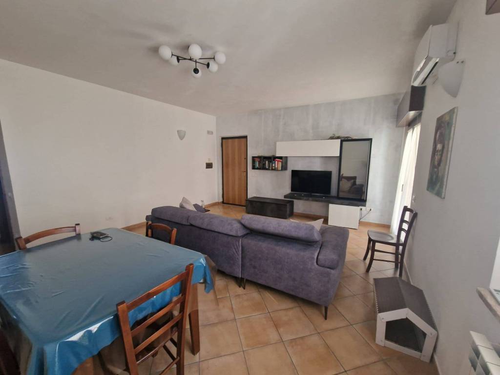 Appartamento a Crotone in Via Gioacchino da Fiore, 250 - Foto 3