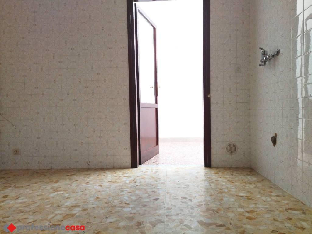 Appartamento a Grottaglie in Via Tacito, 16 - Foto 5