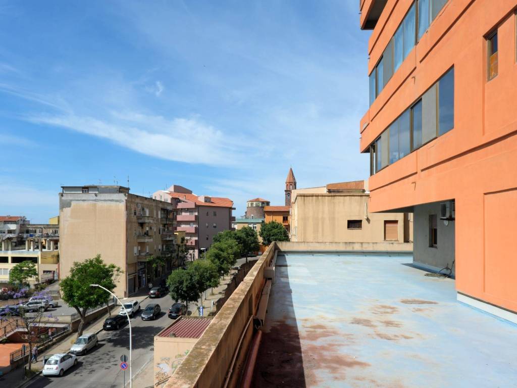 Appartamento a Carbonia in Piazza Francesco Ciusa, 17 - Foto 3