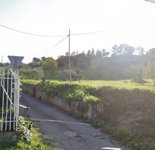 Terreno a Caltanissetta in Via Pietro Leone - Foto 2
