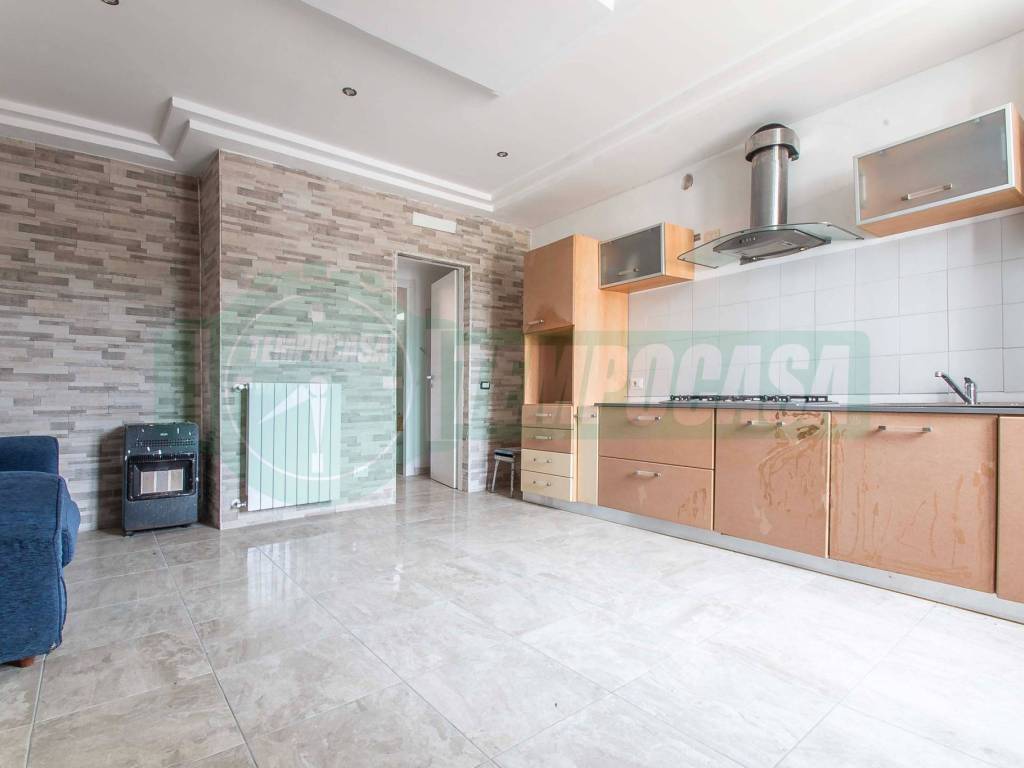 Appartamento a Gorla minore in Via Giuseppe Durini, 24 - Foto 2