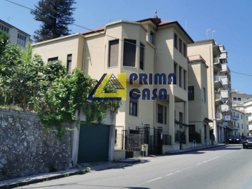 Appartamento a Catanzaro in Via Domenico Milelli - Foto 2