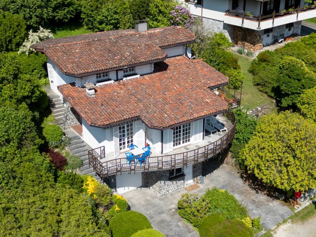 Villa a Mergozzo in Via Strada Vecchia - Foto 2