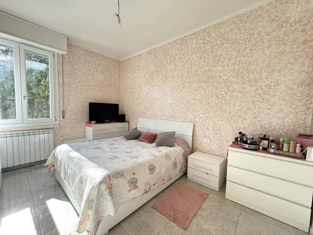 Appartamento a Piacenza in Viale Dante Alighieri, 67 - Foto 2