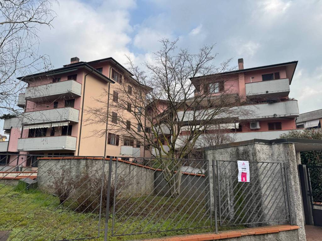 Appartamento a Lodi in Via Gino Marini, 14 - Foto 3