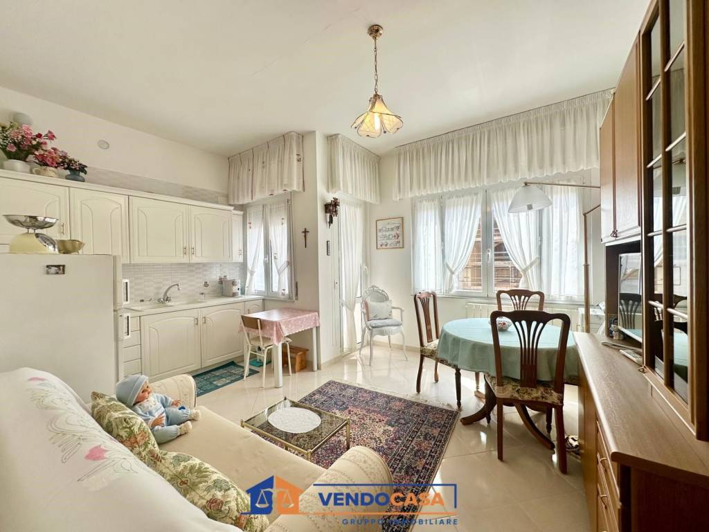 Appartamento a Loano in Via Aurelia, 376 - Foto 2