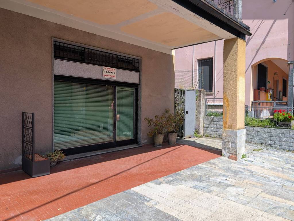 Villa a Cuasso al monte in Via Roma, 60 - Foto 3