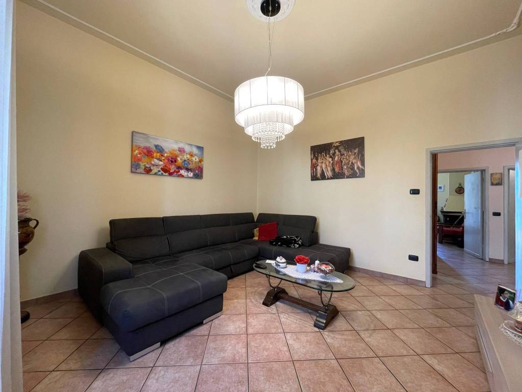 Appartamento a Prato in Via dei Catracci, 5 - Foto 2