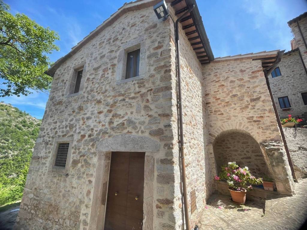 Rustico / casale a Sellano in Via Giuseppe Garibaldi - Foto 3