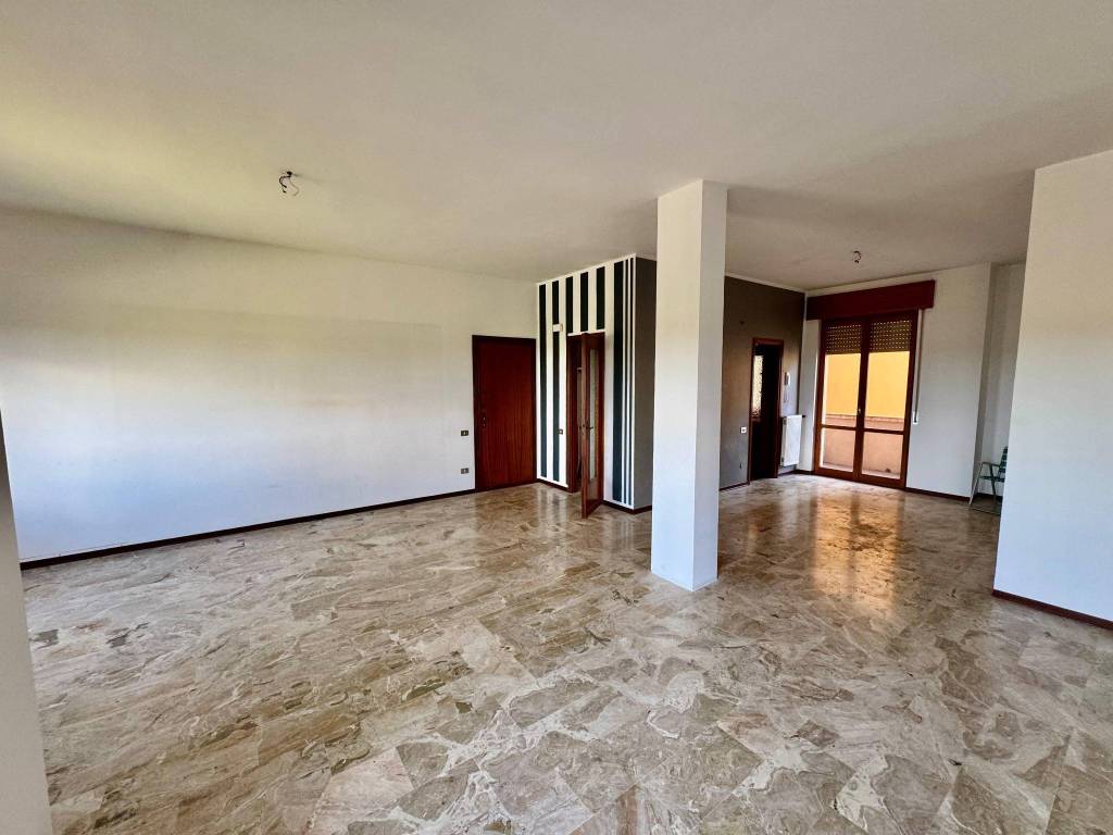 Appartamento a Piacenza in Via della Besurica - Foto 5