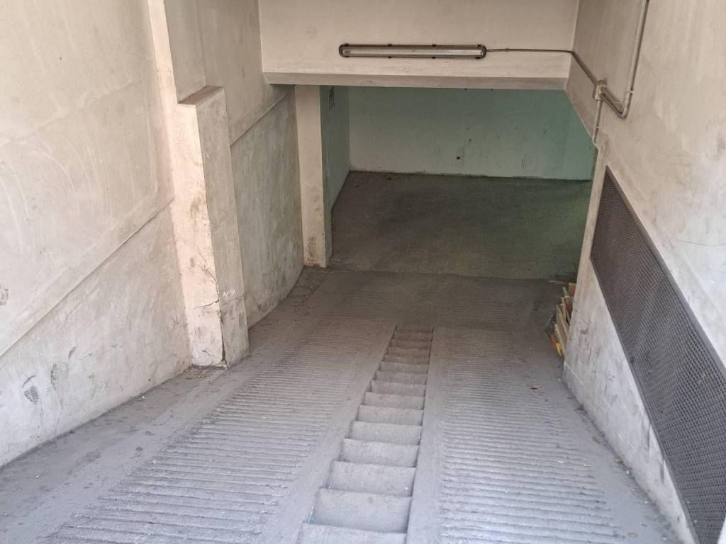 Box / garage a Manfredonia in Via Santa Tecchia, 20 - Foto 4