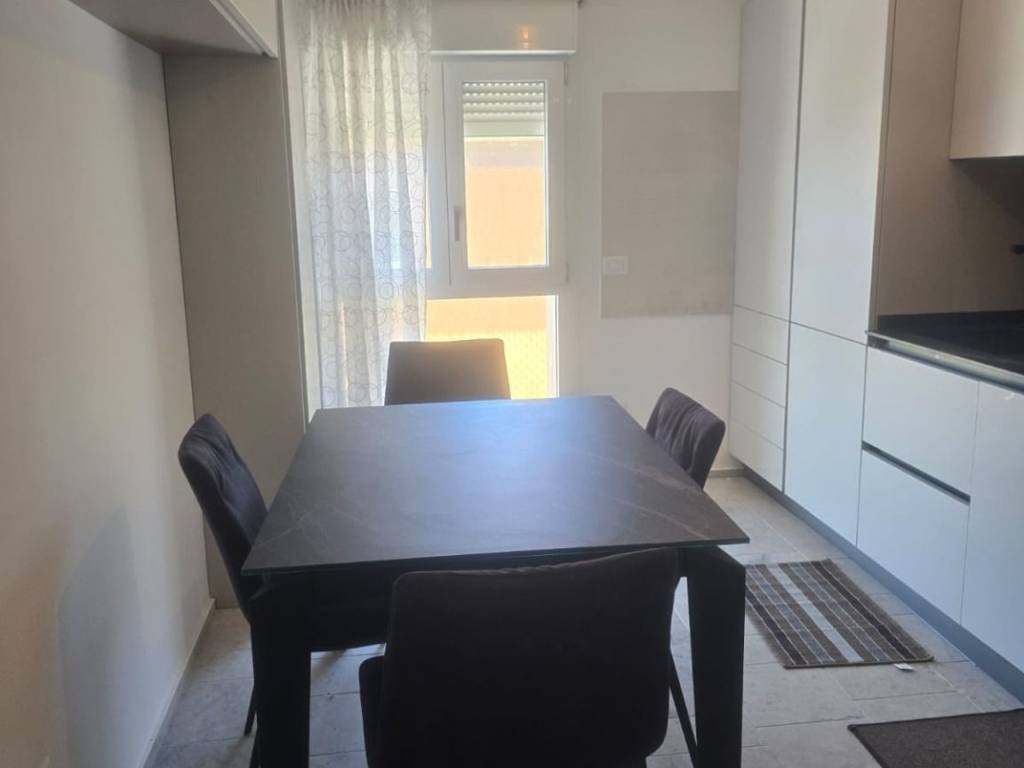 Appartamento a Civitanova marche in Via Edmondo De Amicis, 6 - Foto 4