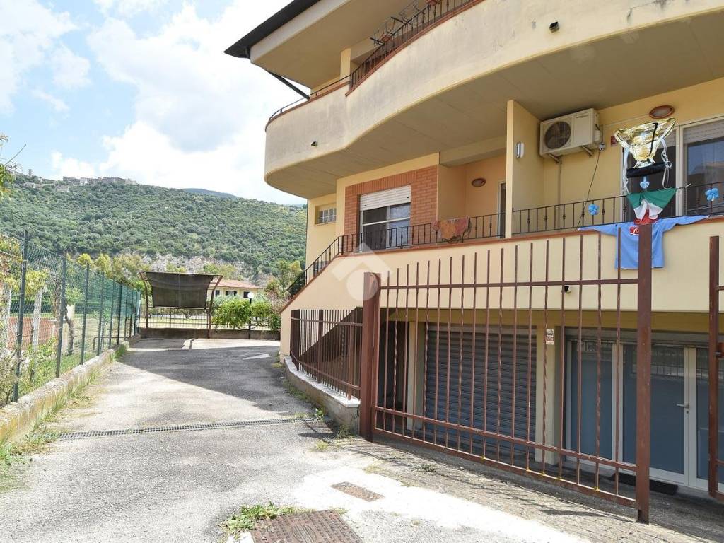 Appartamento a Sermoneta in Via delle Acacie, 14 - Foto 2