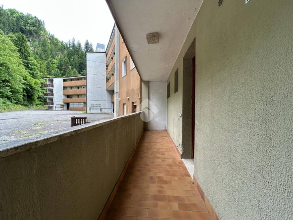 Appartamento a Arta terme in Via Gortani, 37 - Foto 2