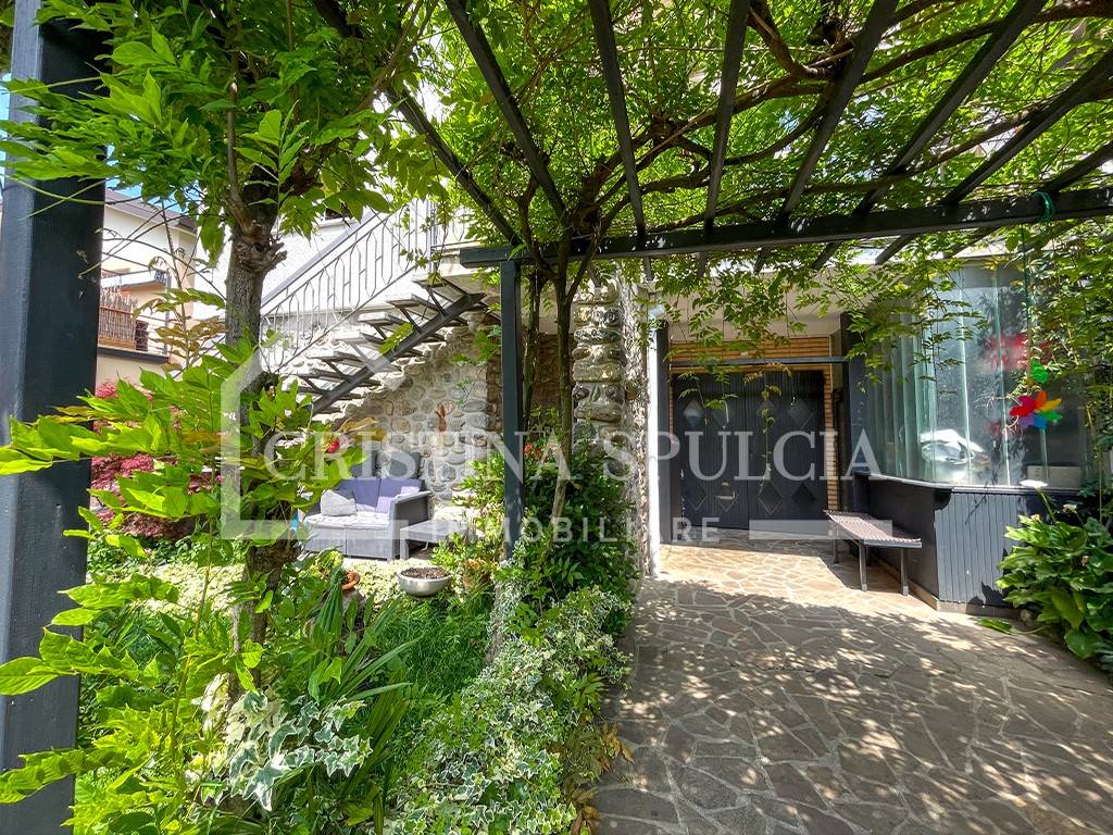 Villa a Robbiate in Via Papa Giovanni XXIII, 1 - Foto 2