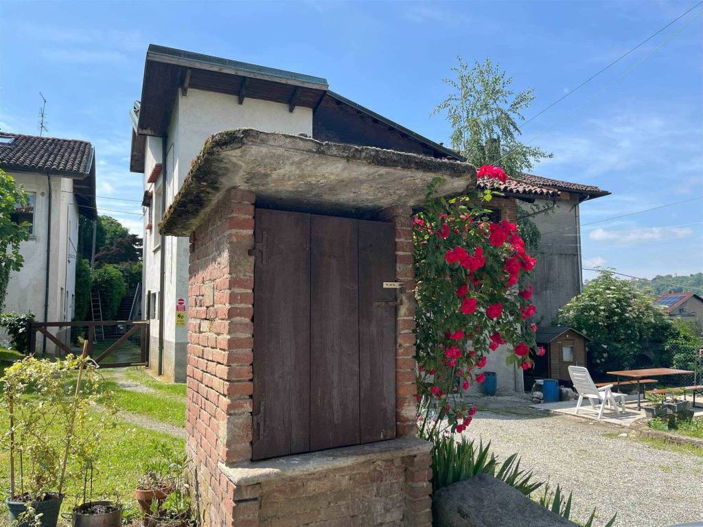 Casa indipendente a Biella in via Cantone Rej, 16 - Foto 4