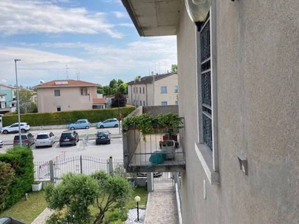 Villa a Vigasio in Via Trevenzuolo S.N.C. - Foto 5