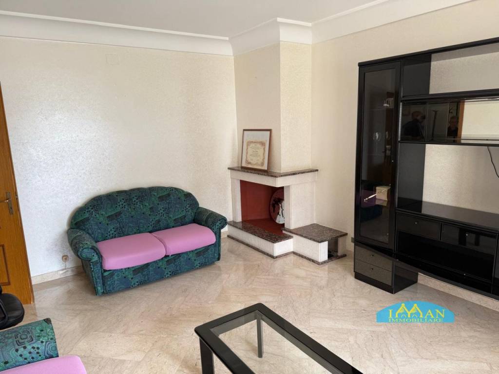 Appartamento a Ceglie messapica in Via Lucania - Foto 4